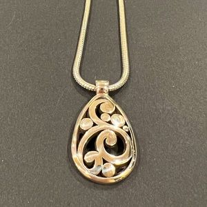 NWOT Brighton Contempo Necklace